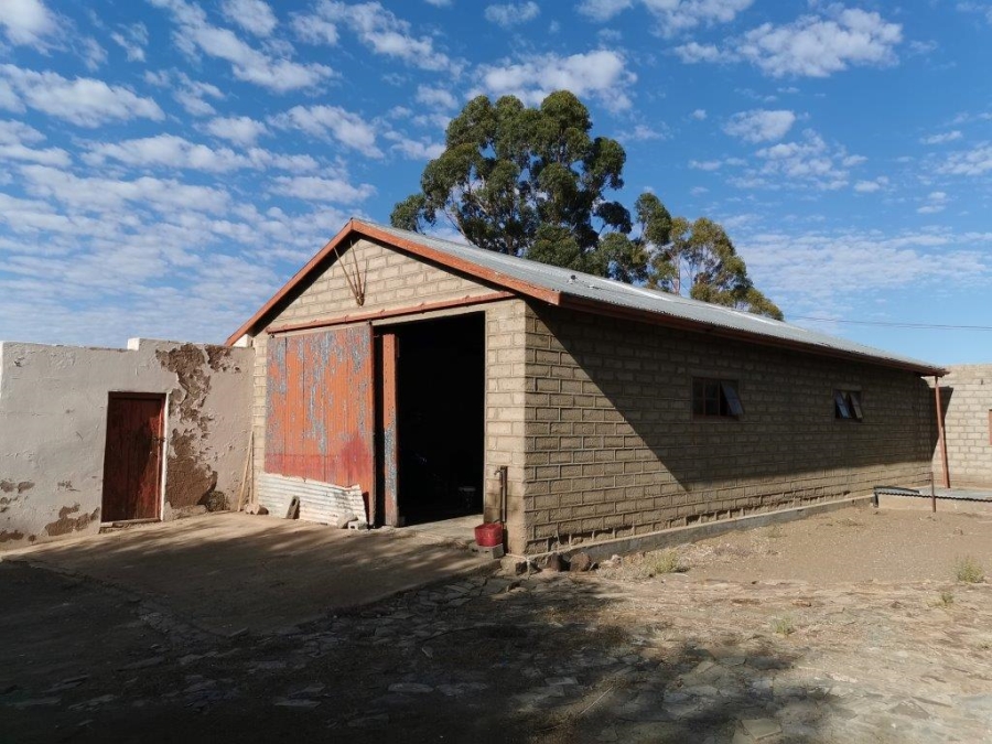 3 Bedroom Property for Sale in Loeriesfontein Northern Cape